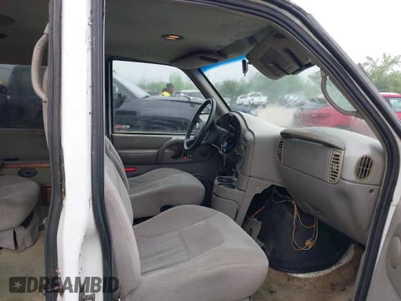 2000 Chevrolet Astro Cargo YF7 с VIN 1GBDM19W3YB134654, выставлен на аукционе IAAI как лот 42410315 с пробегом 195 786 миль миль и . История ставок и продаж доступна на DreamBid. Изображение 5.