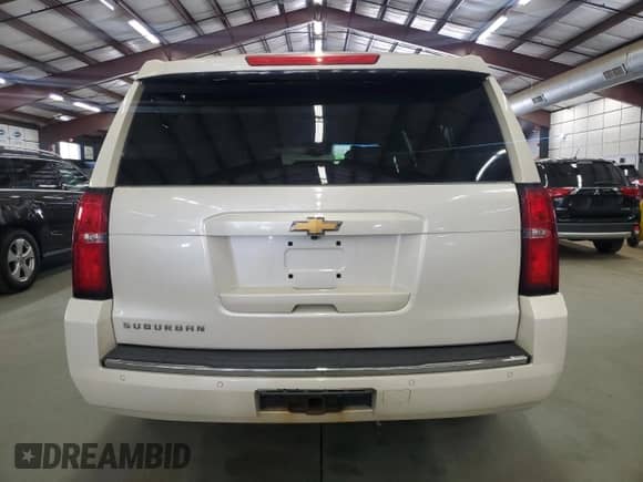 2015 Chevrolet Suburban LTZ с VIN 1GNSKKKC5FR548304, выставлен на аукционе Copart как лот 85734875 с пробегом 236 382 миль миль и Чистый • Clean title. История ставок и продаж доступна на DreamBid. Изображение 6.