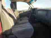 2005 Chevrolet Silverado 1500 z VIN 1GCEC14T45Z271864, wystawiony jako Copart lot #84507104 z przebiegiem 191 813 mil mil oraz Szkoda całkowita • Salvage title. Historia ofert i sprzedaży dostępna na DreamBid. Obrazek 10.