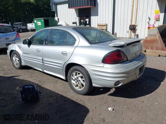 2001 Pontiac Grand Am SE1 с VIN 1G2NF52E51M644702, выставлен на аукционе IAAI как лот 43380731 с пробегом 178 409 миль миль и . История ставок и продаж доступна на DreamBid. Изображение 3.