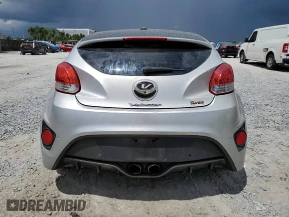 2016 Hyundai Veloster Turbo Rally Edition z VIN KMHTC6AE4GU282689, wystawiony jako Copart lot #69681295 z przebiegiem 85 036 mil mil oraz Szkoda całkowita • Salvage title. Historia ofert i sprzedaży dostępna na DreamBid. Obrazek 6.