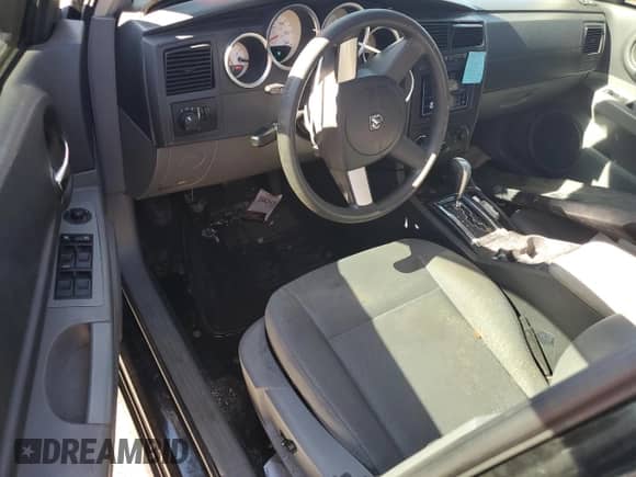 2005 Dodge Magnum SE with VIN 2D4FV48V55H533891, listed as a Copart auction lot 74751644 with 287,869 mi miles and Salvage title. Bid and sale history available at DreamBid. Image 8.