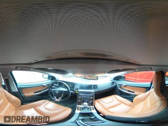 2013 Volvo S60 T6 R-Design Platinum с VIN YV1902FH8D1216575, выставлен на аукционе IAAI как лот 43233003 с пробегом 52 221 миль миль и . История ставок и продаж доступна на DreamBid. Изображение 18.