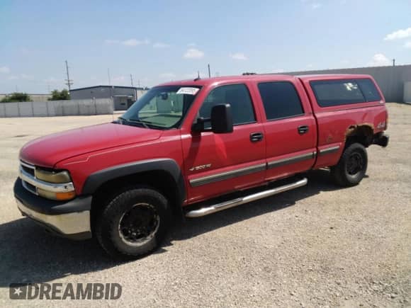 2002 Chevrolet Silverado 1500HD LT с VIN 1GCGK13U42F220545, выставлен на аукционе Copart как лот 64122095 с пробегом 240 319 миль миль и Списание • Salvage title. История ставок и продаж доступна на DreamBid. Изображение 1.
