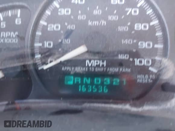 2002 Chevrolet Silverado 1500 LS with VIN 2GCEC19T221179732, listed as a IAAI auction lot 43563008 with 163,536 mi miles and . Bid and sale history available at DreamBid. Image 7.