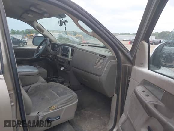 2008 Dodge 1500 SLT with VIN 1D7HA18248J191221, listed as a IAAI auction lot 42735557 with 199,945 mi miles and . Bid and sale history available at DreamBid. Image 5.