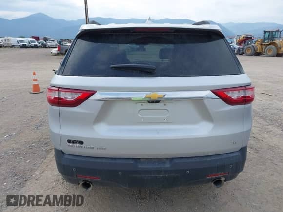 2020 Chevrolet Traverse LT с VIN 1GNEVHKW1LJ233852, выставлен на аукционе IAAI как лот 43061545 с пробегом 102 014 миль миль и . История ставок и продаж доступна на DreamBid. Изображение 16.