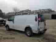 2010 Chevrolet Express Cargo z VIN 1GCZGFBG7A1138291, wystawiony jako Copart lot #51048385 z przebiegiem 217 024 mil mil oraz Szkoda całkowita • Salvage title. Historia ofert i sprzedaży dostępna na DreamBid. Obrazek 2.