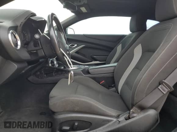 2018 Chevrolet Camaro 1LS с VIN 1G1FA1RS5J0151962, выставлен на аукционе Copart как лот 74516644 с пробегом 77 429 миль миль и Списание • Salvage title. История ставок и продаж доступна на DreamBid. Изображение 7.