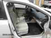 2012 Subaru Impreza Special Sports Limited z VIN JF1GPAR66CH241533, wystawiony jako IAAI lot #42582856 z przebiegiem 148 803 mil mil oraz . Historia ofert i sprzedaży dostępna na DreamBid. Obrazek 5.