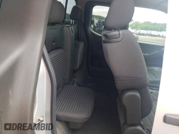 2009 Nissan Frontier SE with VIN 1N6AD06W79C408699, listed as a Copart auction lot 58698925 with 118,451 mi miles and Salvage title. Bid and sale history available at DreamBid. Image 10.