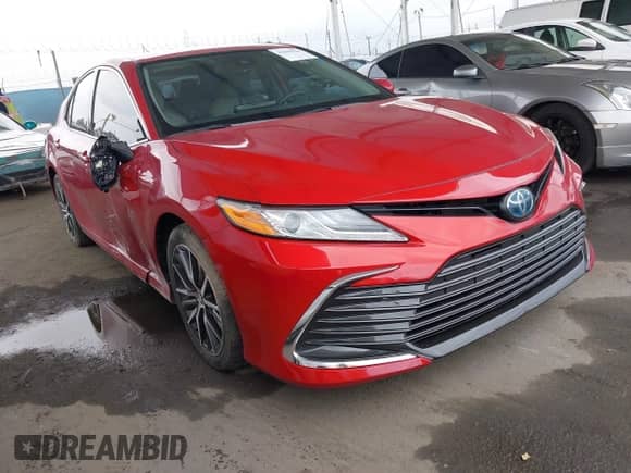 2023 Toyota Camry Hybrid XLE с VIN 4T1F31AK1PU047754, выставлен на аукционе IAAI как лот 42204324 с пробегом 42 786 миль миль и . История ставок и продаж доступна на DreamBid. Изображение 1.