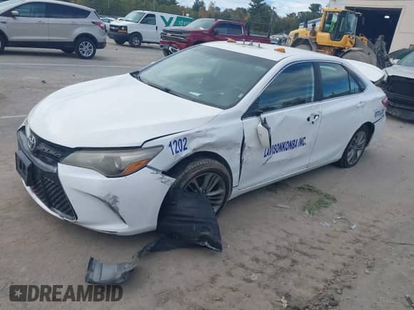 2017 Toyota Camry SE z VIN 4T1BF1FK5HU787792, wystawiony jako IAAI lot #43479948 z przebiegiem 167 261 mil mil oraz . Historia ofert i sprzedaży dostępna na DreamBid. Obrazek 2.