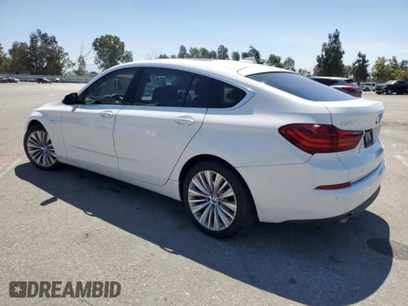 2015 BMW 5 Series 535i Gran Turismo с VIN WBA5M2C59FD872267, выставлен на аукционе Copart как лот 57890795 с пробегом 111 750 миль миль и Списание • Salvage title. История ставок и продаж доступна на DreamBid. Изображение 2.