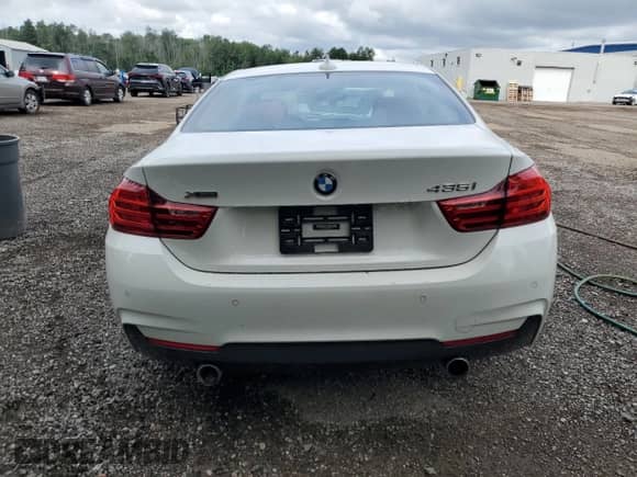 2015 BMW 4 Series 435i xDrive с VIN WBA3R5C50FK371578, выставлен на аукционе Copart как лот 68515125 с пробегом 115 439 миль миль и Списание • Salvage title. История ставок и продаж доступна на DreamBid. Изображение 6.