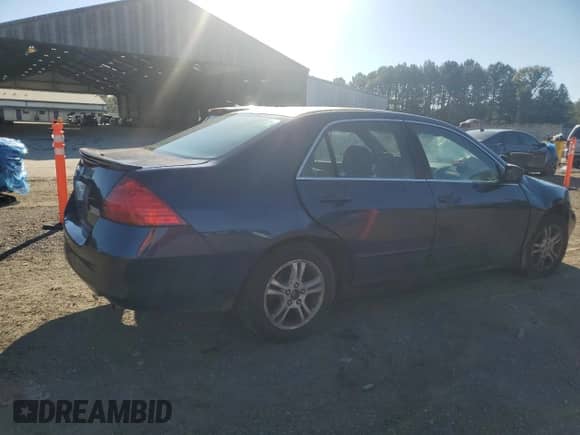 2007 Honda Accord EX with VIN 1HGCM56747A169589, listed as a Copart auction lot 87196915 with 209,795 mi miles and Salvage title. Bid and sale history available at DreamBid. Image 3.