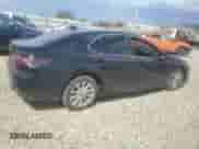 2023 Toyota Camry LE z VIN 4T1C11AK2PU156068, wystawiony jako Copart lot #81776895 z przebiegiem 28 144 mil mil oraz Szkoda całkowita • Salvage title. Historia ofert i sprzedaży dostępna na DreamBid. Obrazek 3.