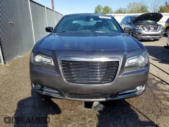 2018 Chrysler 300 S с VIN 2C3CCAGG3JH141353, выставлен на аукционе Copart как лот 84542755 с пробегом 52 698 миль миль и Чистый • Clean title. История ставок и продаж доступна на DreamBid. Изображение 5.