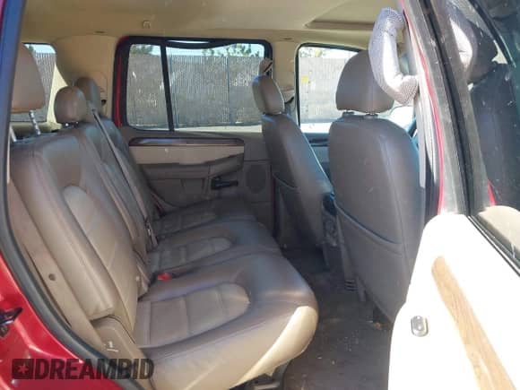 2004 Ford Explorer Eddie Bauer with VIN 1FMDU74K94UA33163, listed as a IAAI auction lot 43458985 with 184,549 mi miles and . Bid and sale history available at DreamBid. Image 8.
