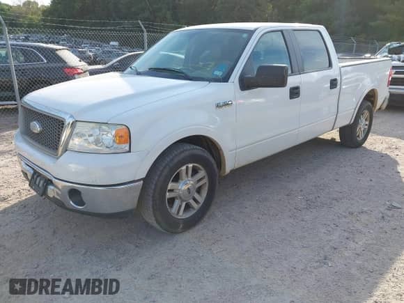 2008 Ford F-150 XLT с VIN 1FTPW12V88KC54860, выставлен на аукционе IAAI как лот 43335939 с пробегом 198 014 миль миль и . История ставок и продаж доступна на DreamBid. Изображение 2.