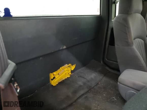 2003 Chevrolet S-10 Fleet с VIN 1GCCS19X838158704, выставлен на аукционе Copart как лот 74899204 с пробегом 169 421 миль миль и Списание • Salvage title. История ставок и продаж доступна на DreamBid. Изображение 11.