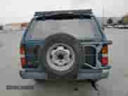 1995 Nissan Pathfinder LE with VIN JN8HD17Y3SW055684, listed as a Copart auction lot 51641445 with 176,193 mi miles and Clean title. Bid and sale history available at DreamBid. Image 6.