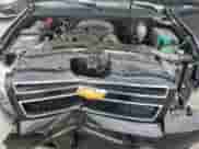2014 Chevrolet Tahoe LT z VIN 1GNSKBE09ER153221, wystawiony jako Copart lot #63232565 z przebiegiem 176 006 mil mil oraz Szkoda całkowita • Salvage title. Historia ofert i sprzedaży dostępna na DreamBid. Obrazek 12.