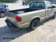 2003 Chevrolet S-10 LS с VIN 1GCCS14H038188439, выставлен на аукционе IAAI как лот 42543738 с пробегом 185 862 миль миль и . История ставок и продаж доступна на DreamBid. Изображение 4.