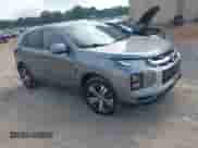 2021 Mitsubishi Outlander ES z VIN JA4ARUAU0MU022933, wystawiony jako IAAI lot #42848396 z przebiegiem 62 789 mil mil oraz . Historia ofert i sprzedaży dostępna na DreamBid. Obrazek 1.