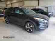 2016 Hyundai Tucson Sport z VIN KM8J3CA25GU037363, wystawiony jako Copart lot #81463245 z przebiegiem 169 231 mil mil oraz Czysty tytuł • Clean title. Historia ofert i sprzedaży dostępna na DreamBid. Obrazek 4.