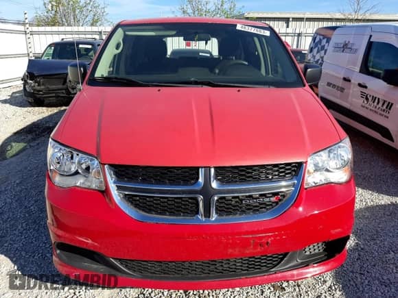 2013 Dodge Grand Caravan SE with VIN 2C4RDGBG2DR557275, listed as a Copart auction lot 48377883 with 202,678 mi miles and Salvage title. Bid and sale history available at DreamBid. Image 5.