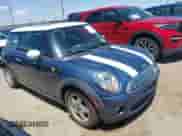 2009 MINI Hardtop with VIN WMWMF33509TW78295, listed as a IAAI auction lot 42293731 with 105,109 mi miles and . Bid and sale history available at DreamBid. Image 1.