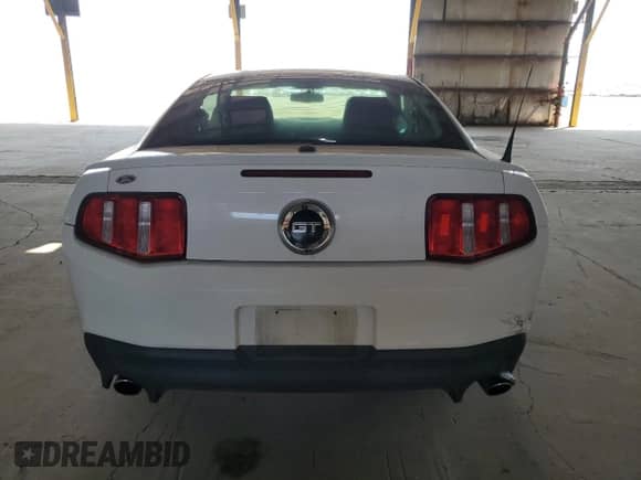 2011 Ford Mustang GT z VIN 1ZVBP8CF4B5152286, wystawiony jako Copart lot #68325535 z przebiegiem 185 931 mil mil oraz Szkoda całkowita • Salvage title. Historia ofert i sprzedaży dostępna na DreamBid. Obrazek 6.