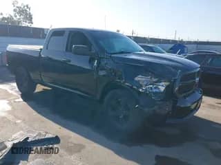 2019 Ram 1500 Tradesman z VIN 1C6RR6FT1KS572551, wystawiony jako IAAI lot #43142388 z przebiegiem 54 751 mil mil oraz . Historia ofert i sprzedaży dostępna na DreamBid. Obrazek 1.