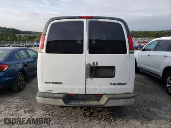 1997 Chevrolet Express с VIN 1GAGG25R9V1107376, выставлен на аукционе Copart как лот 71819984 с пробегом 178 408 миль миль и Списание • Salvage title. История ставок и продаж доступна на DreamBid. Изображение 6.