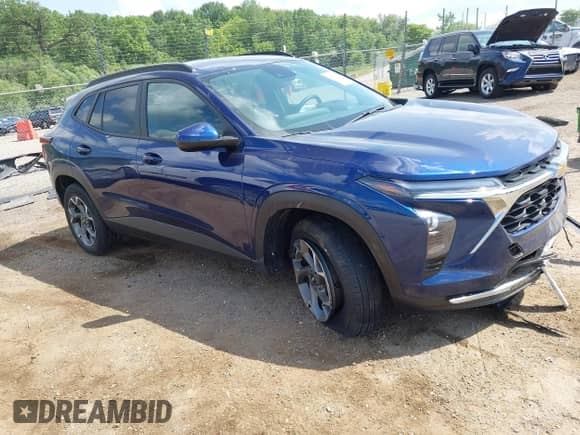 2024 Chevrolet Trax LT с VIN KL77LHE29RC108219, выставлен на аукционе IAAI как лот 42538872 с пробегом 23 626 миль миль и . История ставок и продаж доступна на DreamBid. Изображение 1.