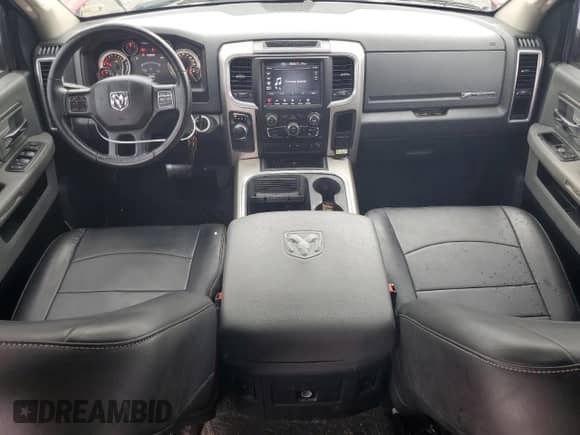 2018 Ram 1500 Big Horn z VIN 1C6RR6LG7JS245335, wystawiony jako Copart lot #61217115 z przebiegiem 134 442 mil mil oraz Szkoda całkowita • Salvage title. Historia ofert i sprzedaży dostępna na DreamBid. Obrazek 8.