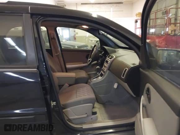 2008 Chevrolet Equinox LS с VIN 2CNDL13F386060609, выставлен на аукционе IAAI как лот 41402196 с пробегом 86 779 миль миль и . История ставок и продаж доступна на DreamBid. Изображение 5.