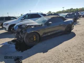 2016 Ford Mustang GT Premium z VIN 1FATP8FFXG5296019, wystawiony jako Copart lot #84268835 z przebiegiem 85 809 mil mil oraz Czysty tytuł • Clean title. Historia ofert i sprzedaży dostępna na DreamBid. Obrazek 1.
