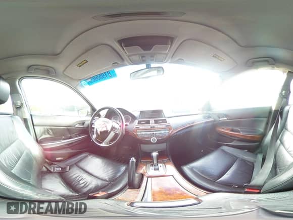 2011 Honda Accord EX-L z VIN 1HGCP2F84BA035723, wystawiony jako Copart lot #81955925 z przebiegiem 158 153 mil mil oraz Szkoda całkowita • Salvage title. Historia ofert i sprzedaży dostępna na DreamBid. Obrazek 15.