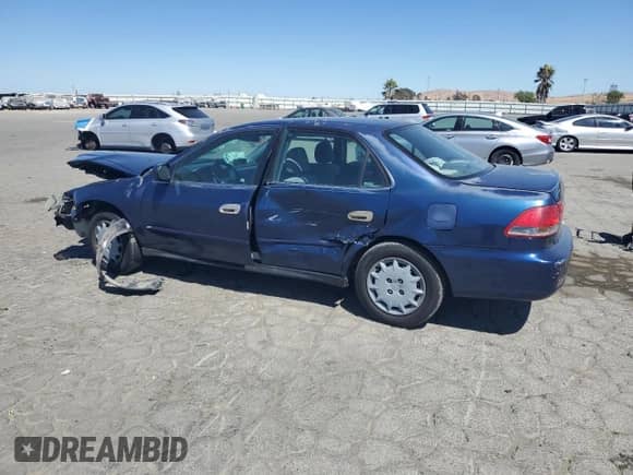 2001 Honda Accord LX with VIN 3HGCG66561G702126, listed as a Copart auction lot 69437445 with 230,660 mi miles and Salvage title. Bid and sale history available at DreamBid. Image 2.