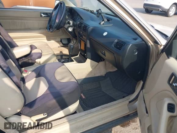 1993 Honda Accord с VIN 1HGCB7280PA036103, выставлен на аукционе IAAI как лот 42884007 с пробегом 153 356 миль миль и . История ставок и продаж доступна на DreamBid. Изображение 5.