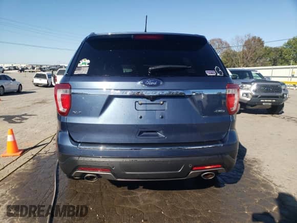 2018 Ford Explorer XLT with VIN 1FM5K8D8XJGA45675, listed as a Copart auction lot 86780585 with 119,206 mi miles and Salvage title. Bid and sale history available at DreamBid. Image 6.