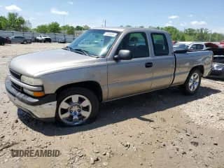 2002 Chevrolet Silverado 1500 с VIN 2GCEC19W021261081, выставлен на аукционе Copart как лот 52865084 с пробегом 169 493 миль миль и На запчасти • Non repairable. История ставок и продаж доступна на DreamBid. Изображение 1.