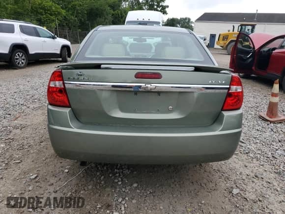 2005 Chevrolet Malibu LT z VIN 1G1ZU548X5F246866, wystawiony jako Copart lot #68354865 z przebiegiem 39 583 mil mil oraz Szkoda całkowita • Salvage title. Historia ofert i sprzedaży dostępna na DreamBid. Obrazek 6.