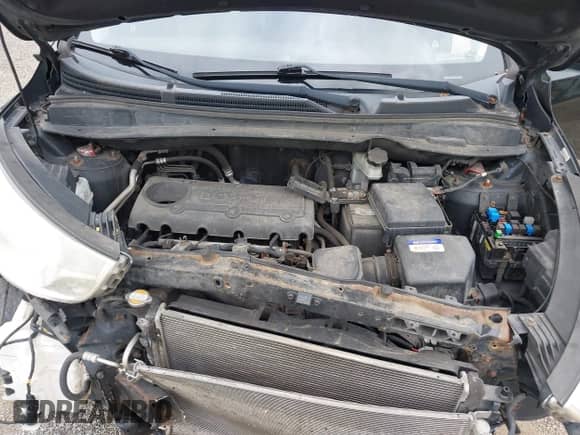 2011 Hyundai Tucson GLS with VIN KM8JU3AC2BU160178, listed as a IAAI auction lot 43047782 with 220,238 mi miles and . Bid and sale history available at DreamBid. Image 10.