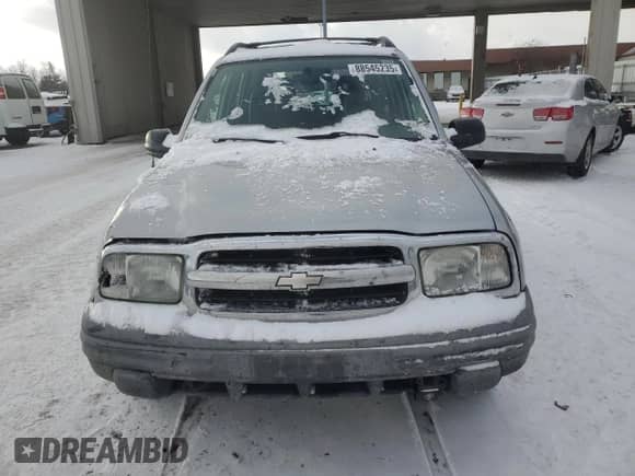 2003 Chevrolet Tracker with VIN 2CNBJ13C836929720, listed as a Copart auction lot 88545235 with 175,320 mi miles and Salvage title. Bid and sale history available at DreamBid. Image 5.