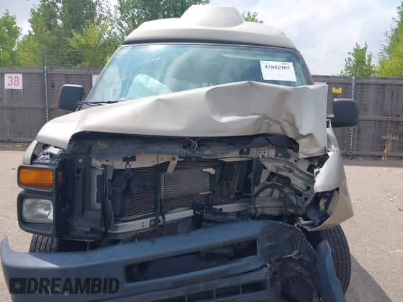 2014 Ford Econoline Cargo Commercial with VIN 1FTNS2EW6EDA35117, listed as a IAAI auction lot 43042985 with Not provided miles and . Bid and sale history available at DreamBid. Image 12.