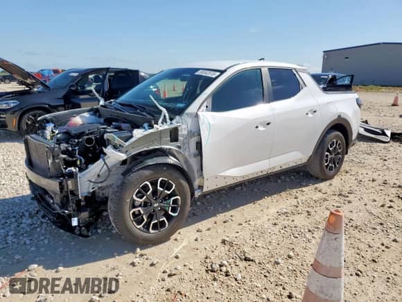 2024 Hyundai Santa Cruz SE with VIN 5NTJA4AE8RH092964, listed as a Copart auction lot 58342515 with 27,256 mi miles and Salvage title. Bid and sale history available at DreamBid. Image 1.