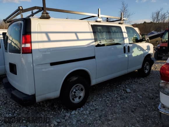 2019 Chevrolet Express Cargo с VIN 1GCWGAFG4K1309919, выставлен на аукционе Copart как лот 80187874 с пробегом Не указан миль и Списание • Salvage title. История ставок и продаж доступна на DreamBid. Изображение 3.